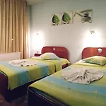 Hotel Family Iv 2*